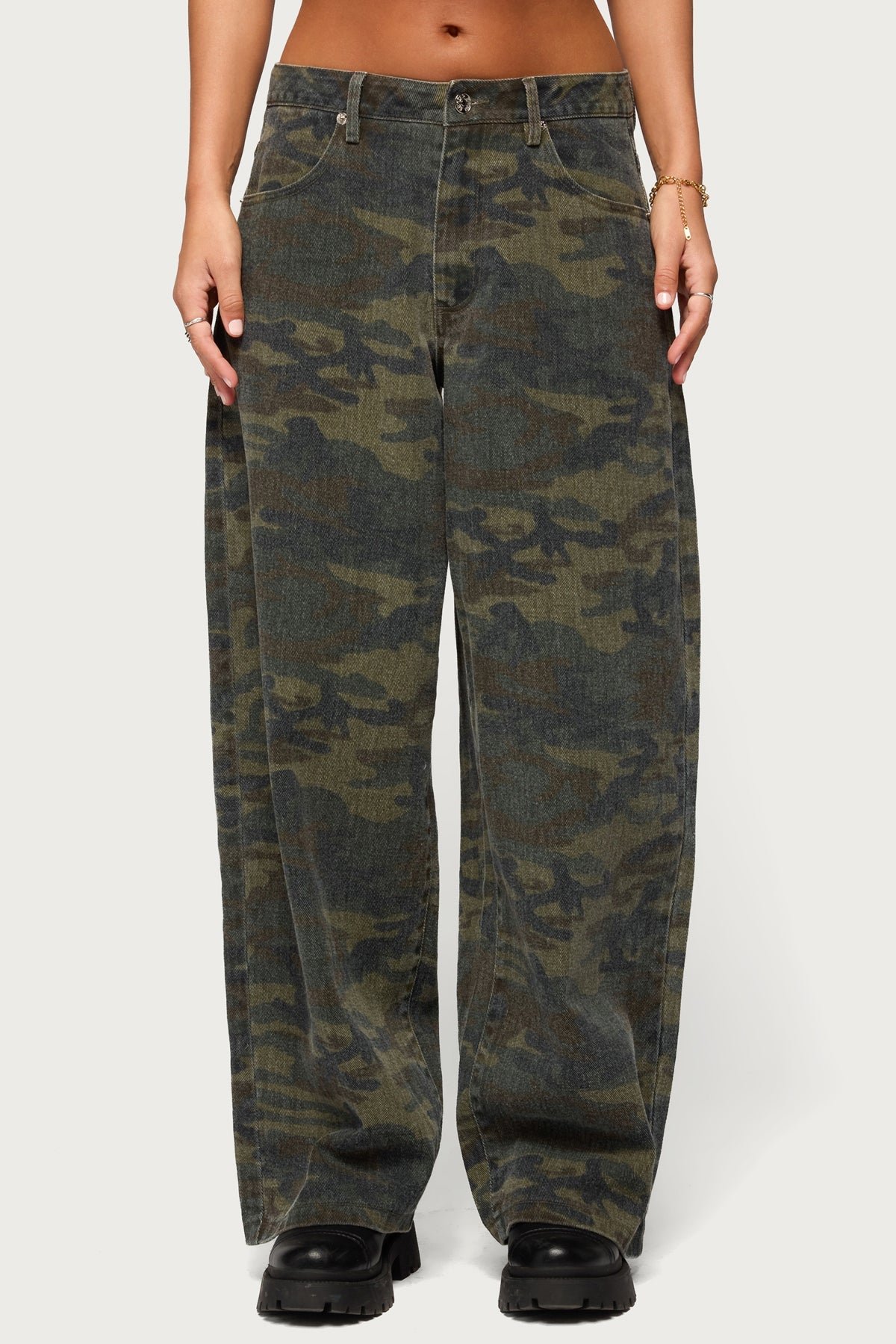 Anna Camo Low Rise Baggy Jeans - Image 2